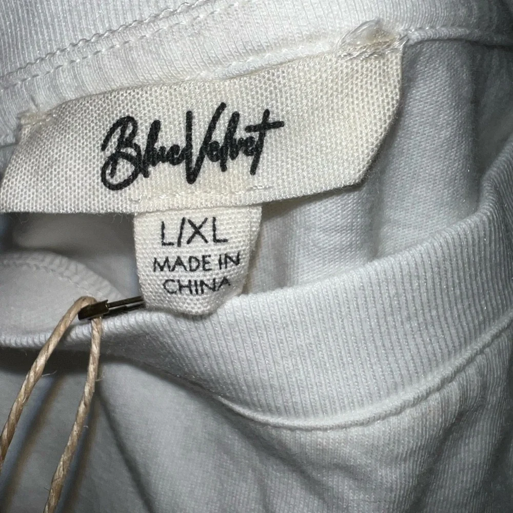 Blue Velvet long sleeve shirt with patchwork star detail 
size L/XL - Picture 4 of 7